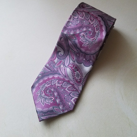 Perry Ellis Portfolio Tie - Picture 1 of 3